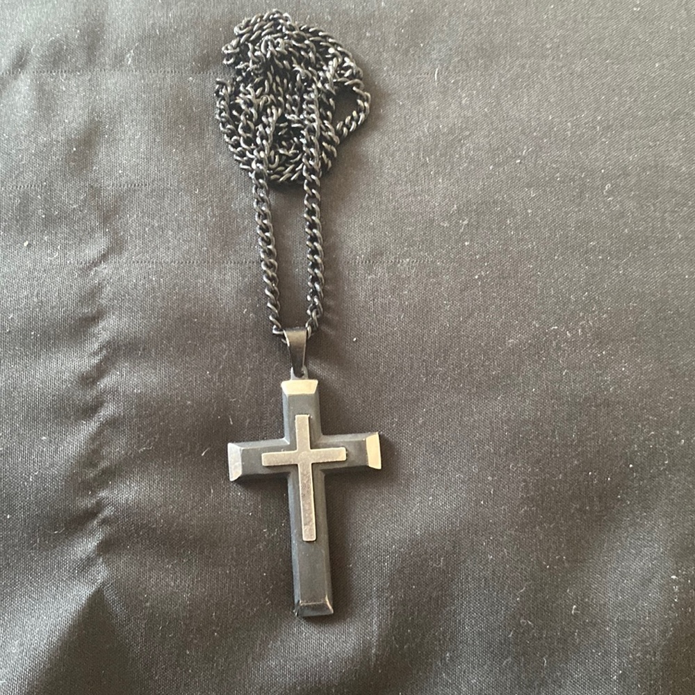 Mens Cross Pendant